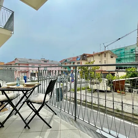 900mt From The Sea - Two-room - Free Parking * Loano